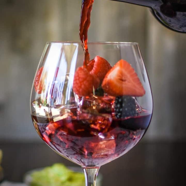 Sangria Glass Sangria From Luna Rossa Winery Vinoshipper sangria-glass-sangria-from-luna-rossa-winery-vinoshipper