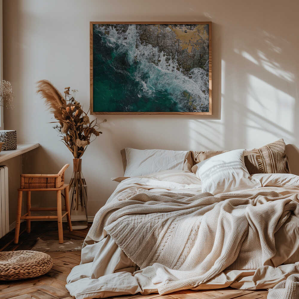 Waves crashing on rocks Poster