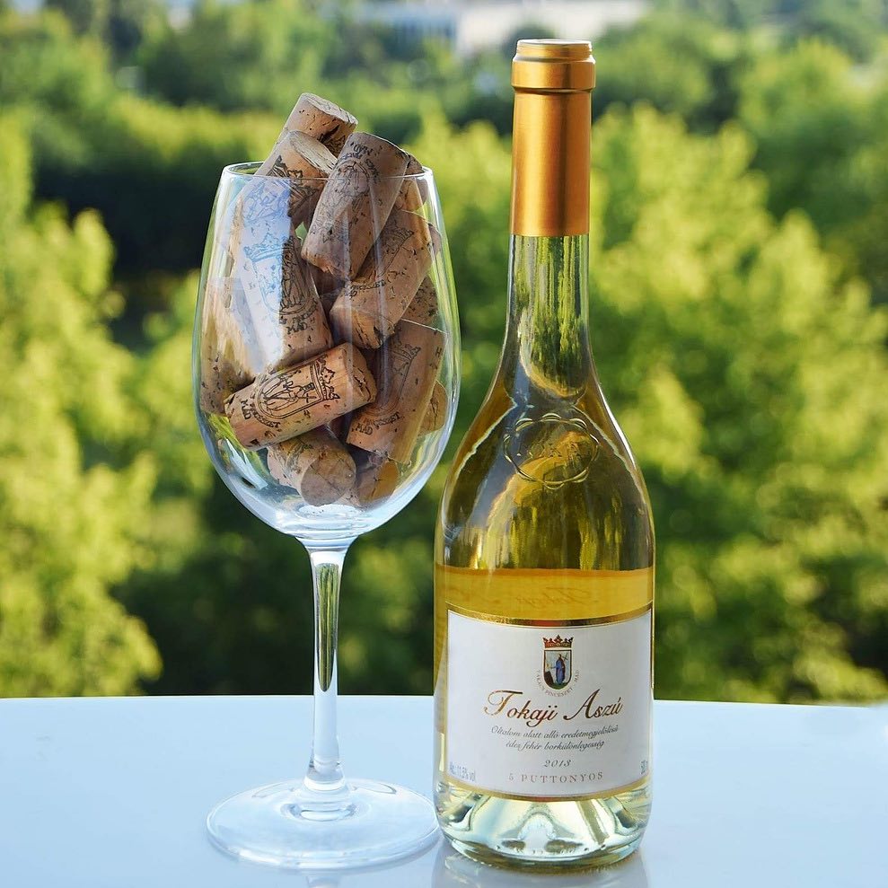 Tokaji – The World’s Oldest and Most Legendary Dessert Wine!