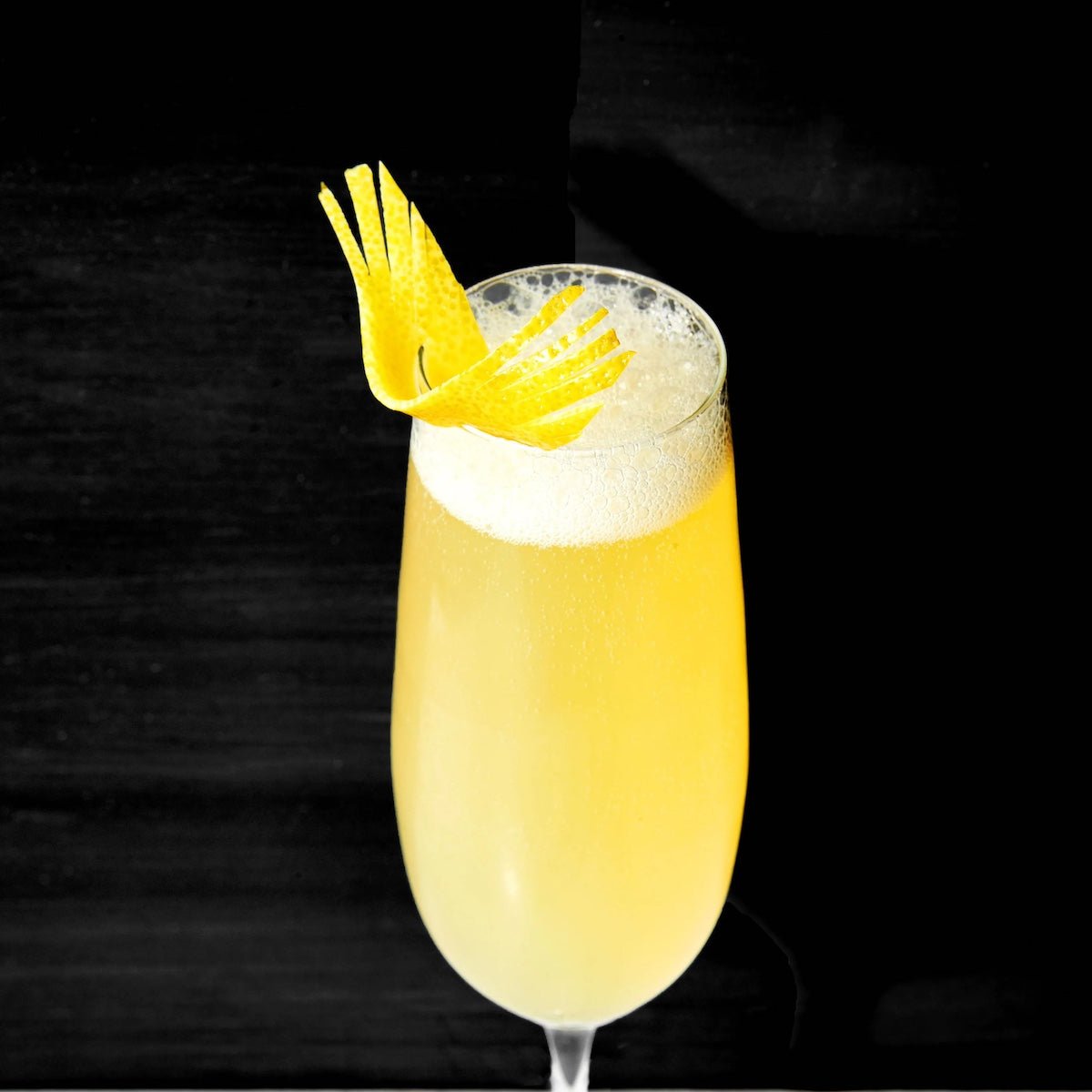 Mimosa - a refreshing champagne-based  drink - Corkframes.com