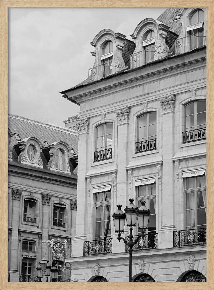 Parisbuilding7bw Ratio2x3 Poster